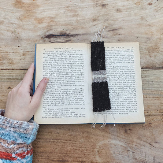 Woven bookmark - Brown with cream stripe